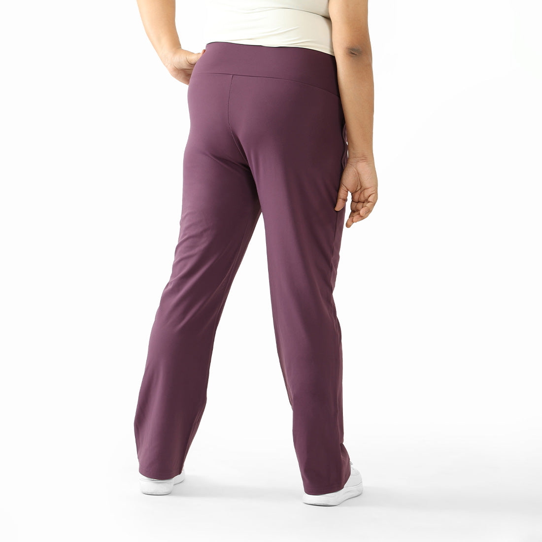 On-The-Go Straight Pants (Classic)