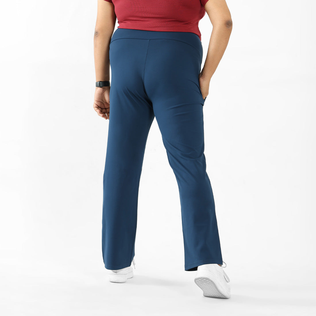 On-The-Go Straight Pants (Classic)