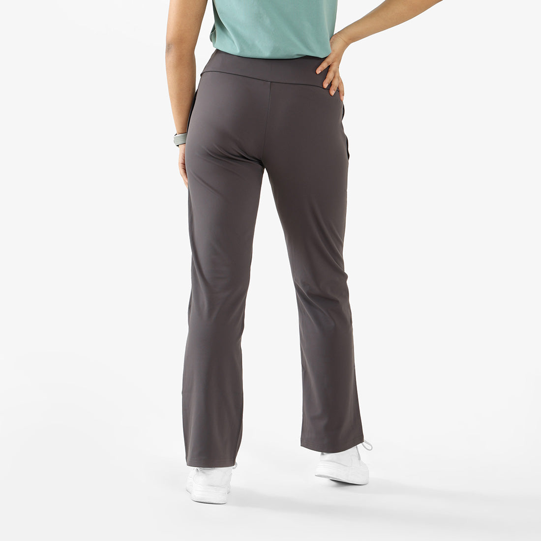 On-The-Go Straight Pants (Classic)